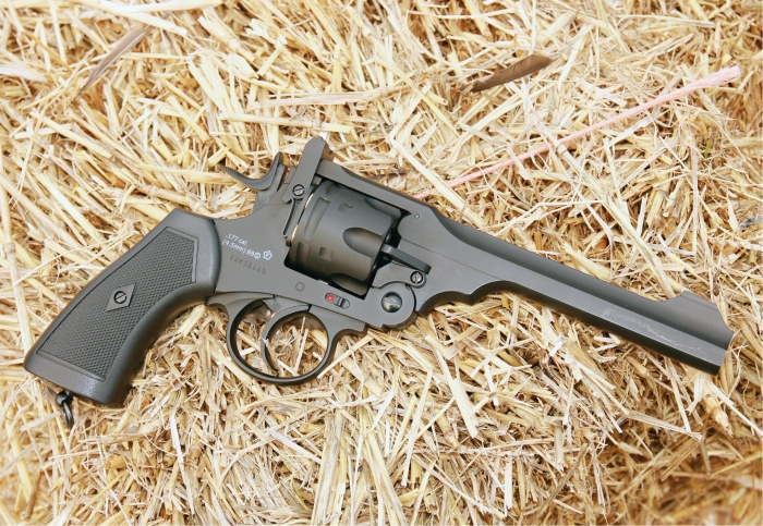 Test: Webley MK VI CO2 version in 4.5 mm - free revolver